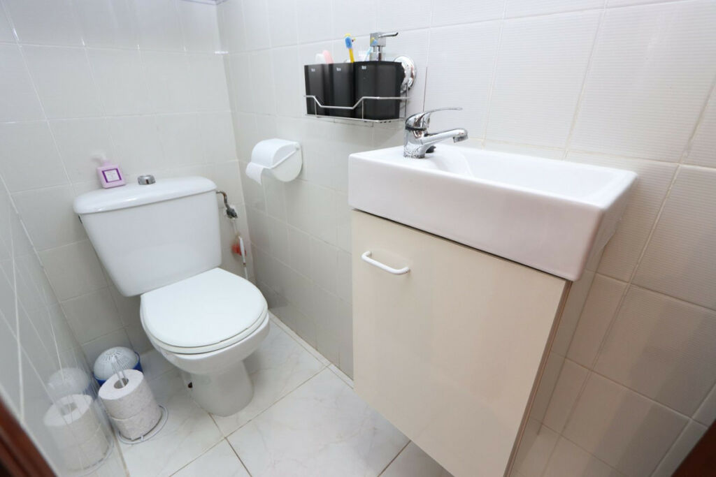 Townhouse Mil Palmeras Alicante - image 12
