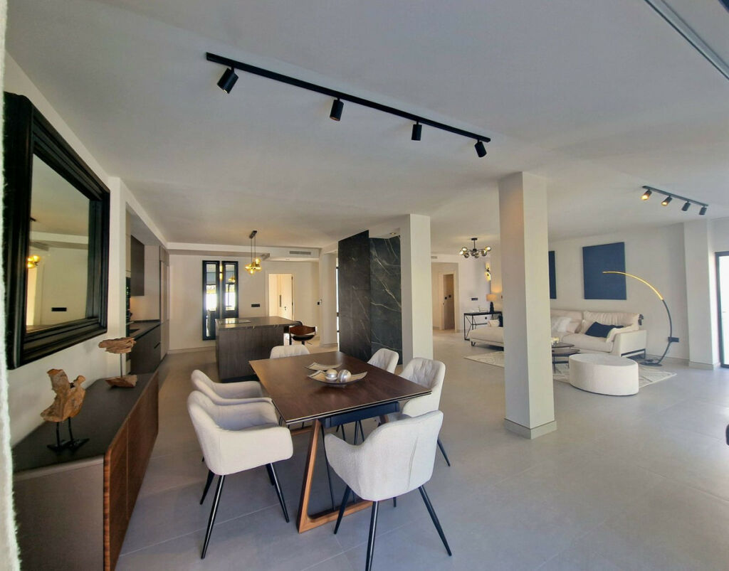 Detached Villa Marbella Málaga - image 12