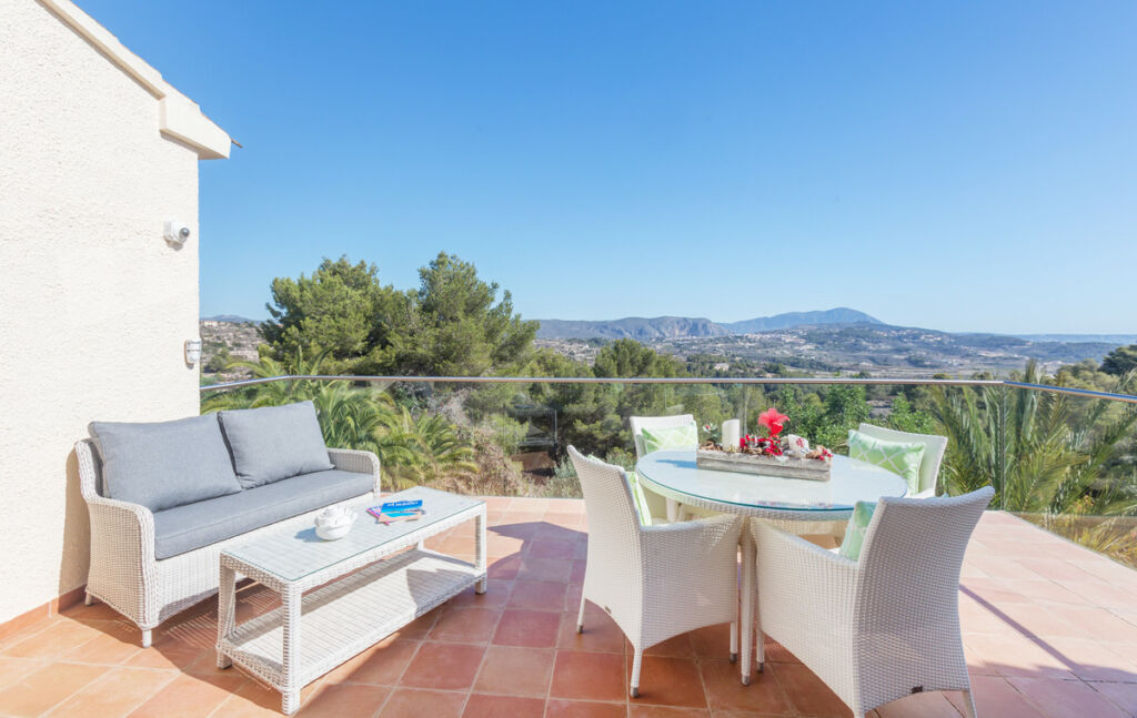 Detached Villa Moraira Alicante - image 12