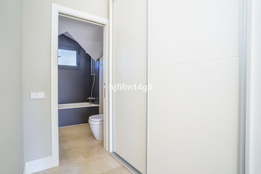 Penthouse Duplex Estepona Málaga - image 13