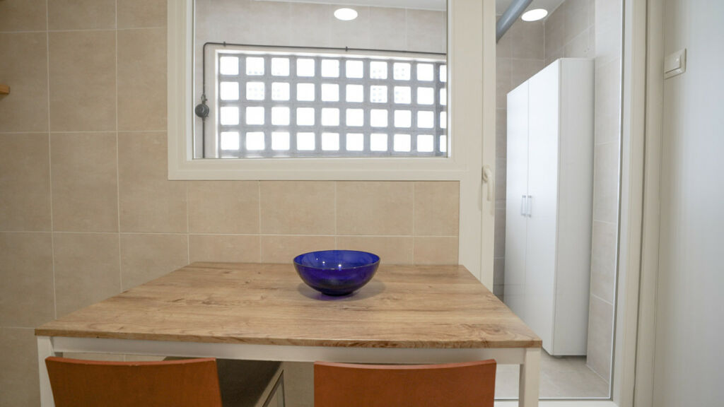 Middle Floor Apartment Nueva Andalucía Málaga - image 13