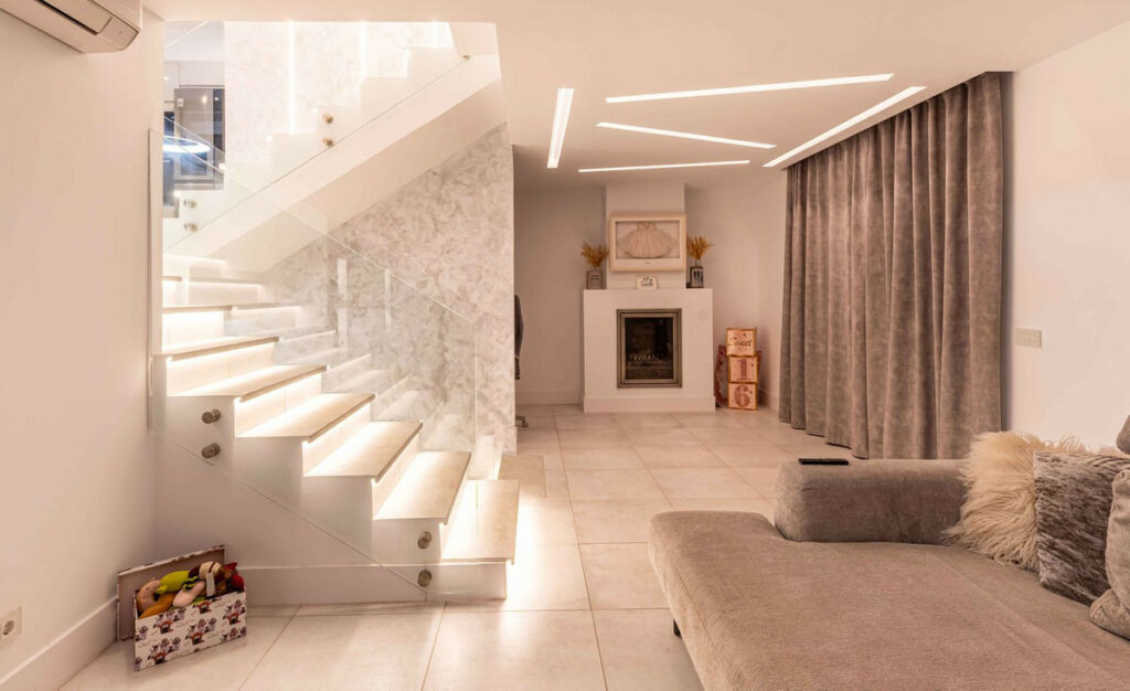 Townhouse Benahavís Málaga - image 13