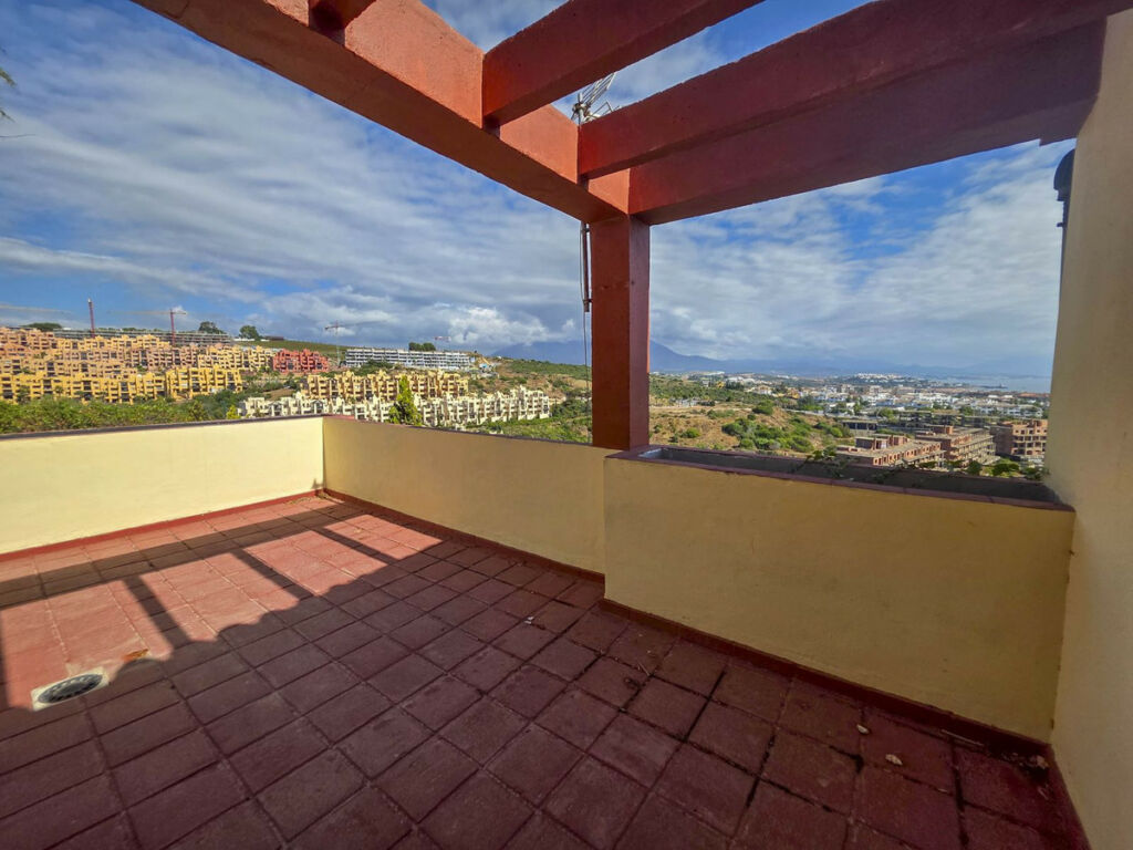 Duplex La Duquesa Málaga - image 13