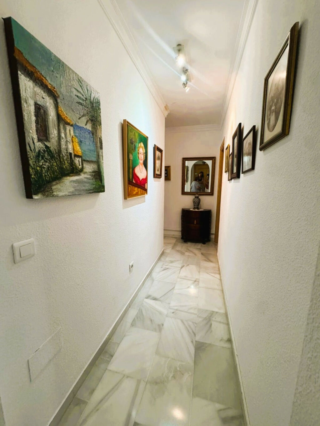 Middle Floor Apartment Las Lagunas Málaga - image 13