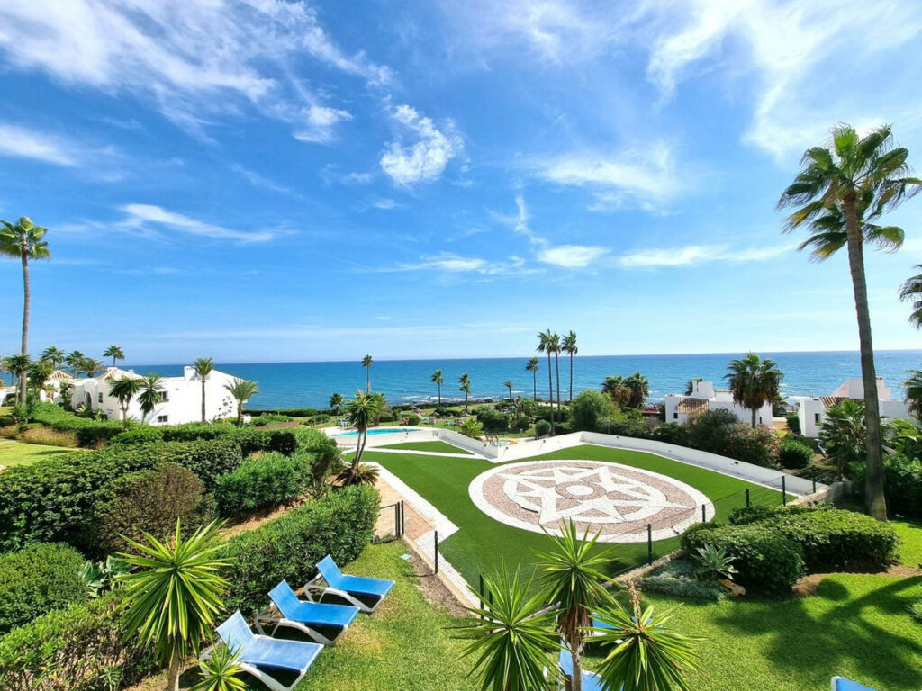 Middle Floor Apartment Miraflores Málaga - image 13