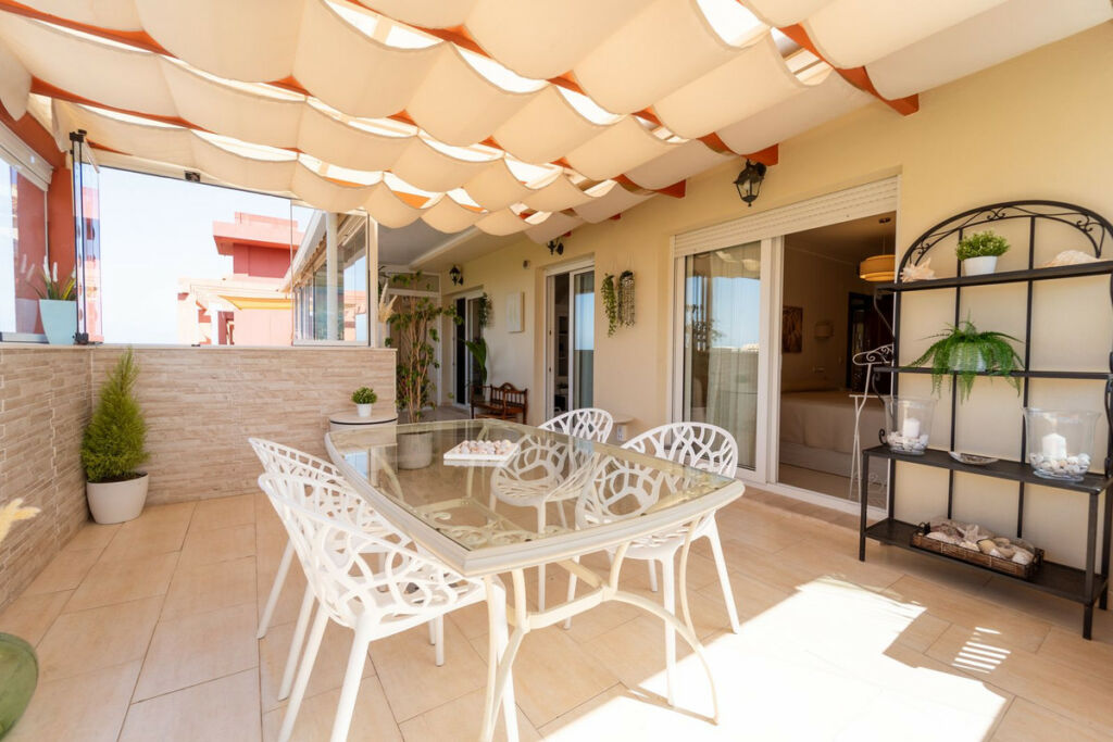 Penthouse Torrequebrada Málaga - image 13