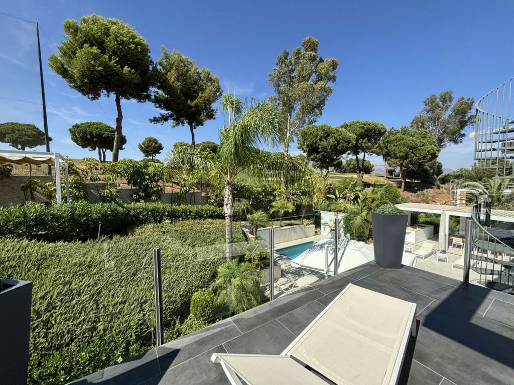 Detached Villa La Cala Golf Málaga - image 13