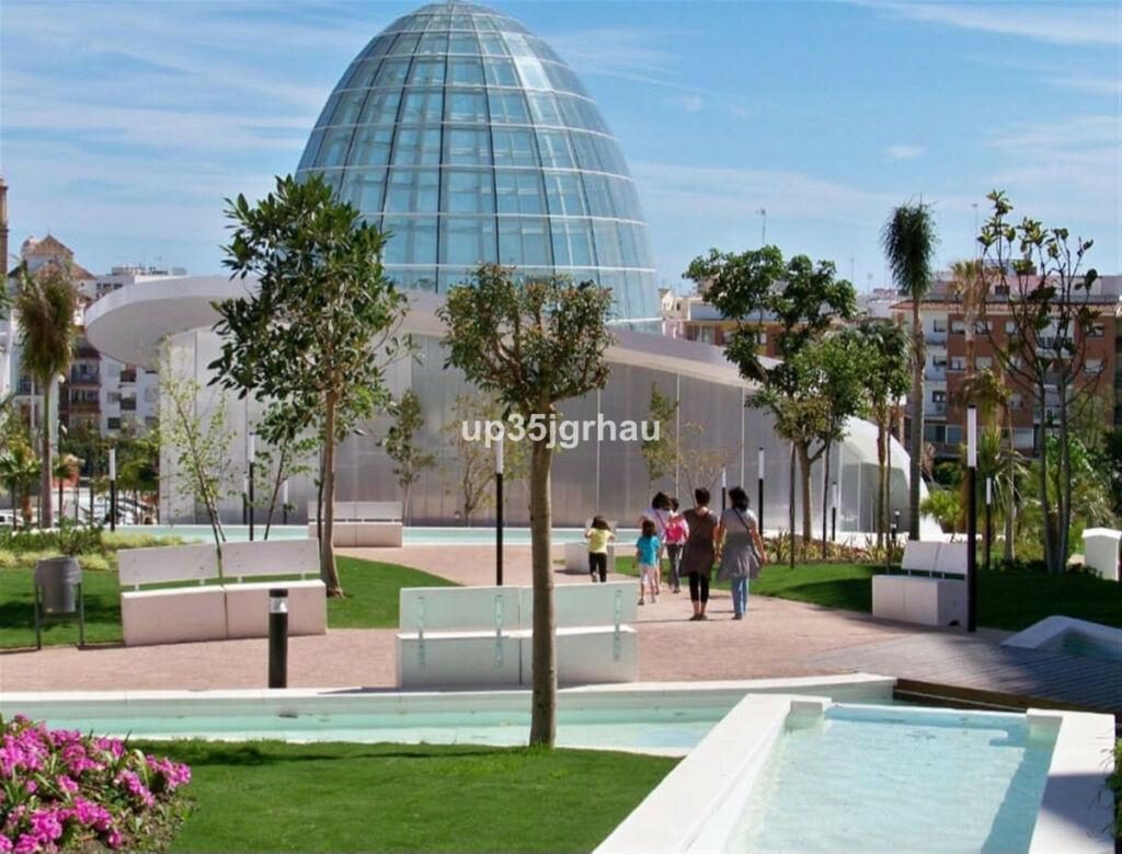Top Floor Apartment Estepona Málaga - image 12