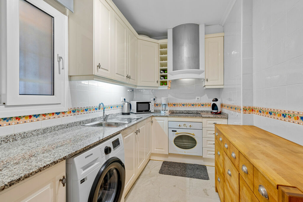 Middle Floor Apartment Playa Flamenca Alicante - image 13