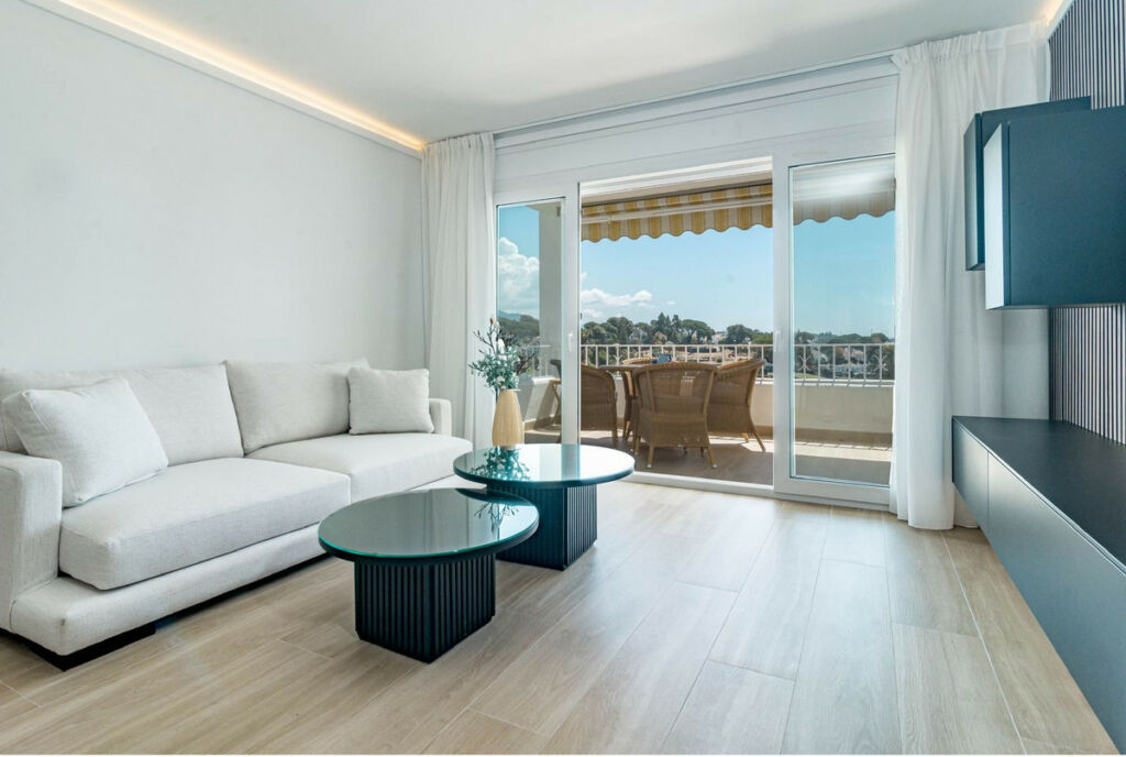 Penthouse Nueva Andalucía Málaga - image 13