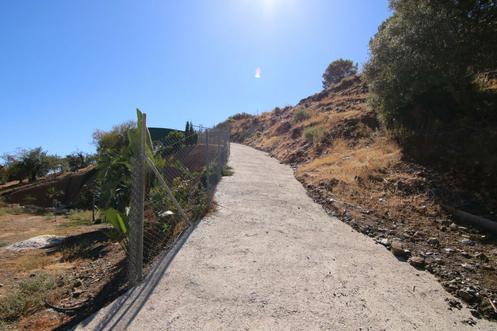 Land Tolox Málaga - image 13