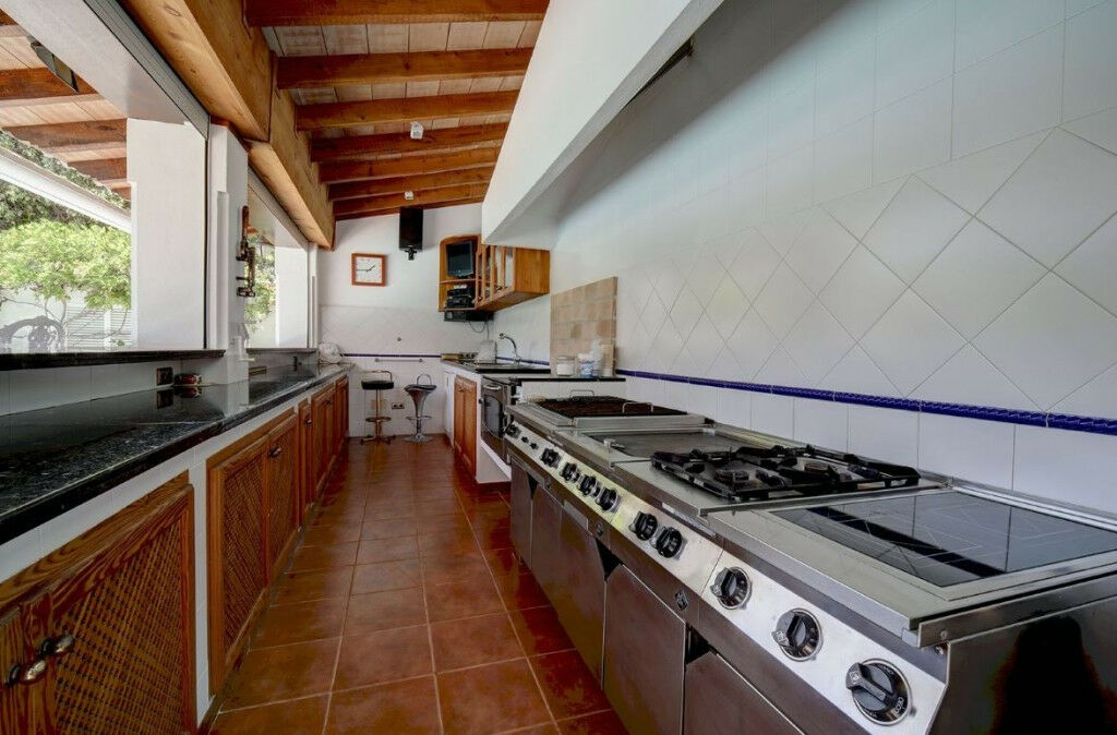 Detached Villa Costalita Málaga - image 13