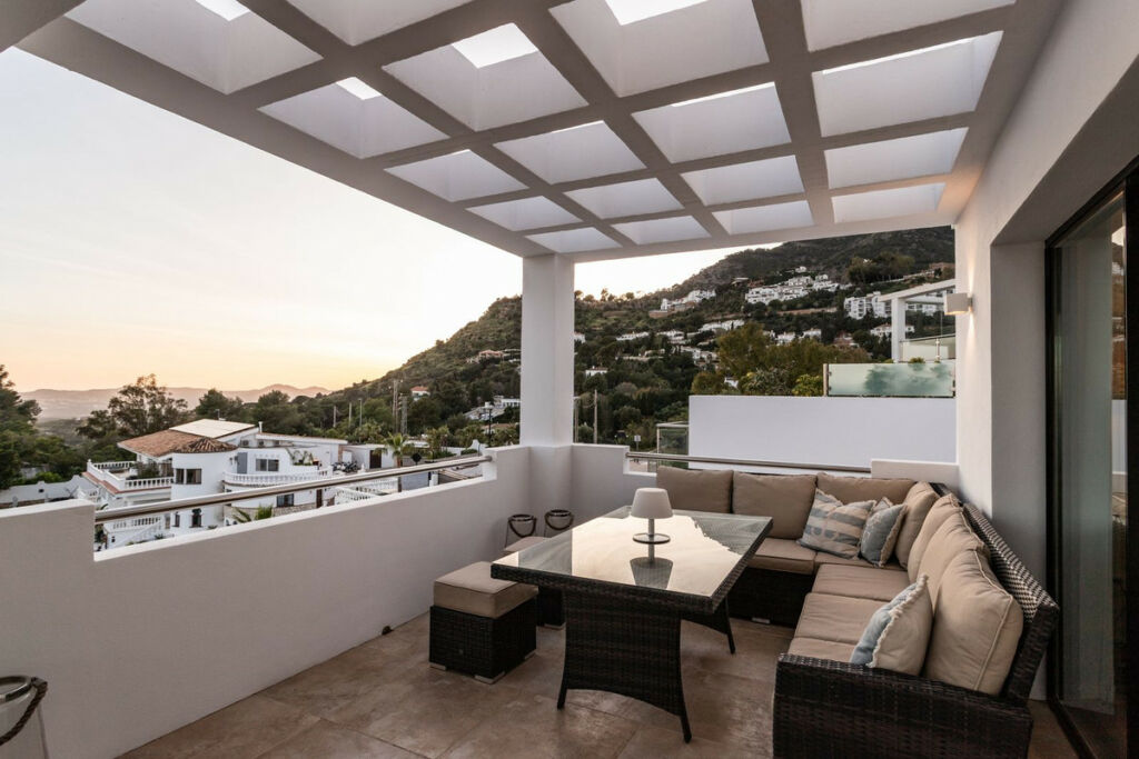 Detached Villa Mijas Málaga - image 13
