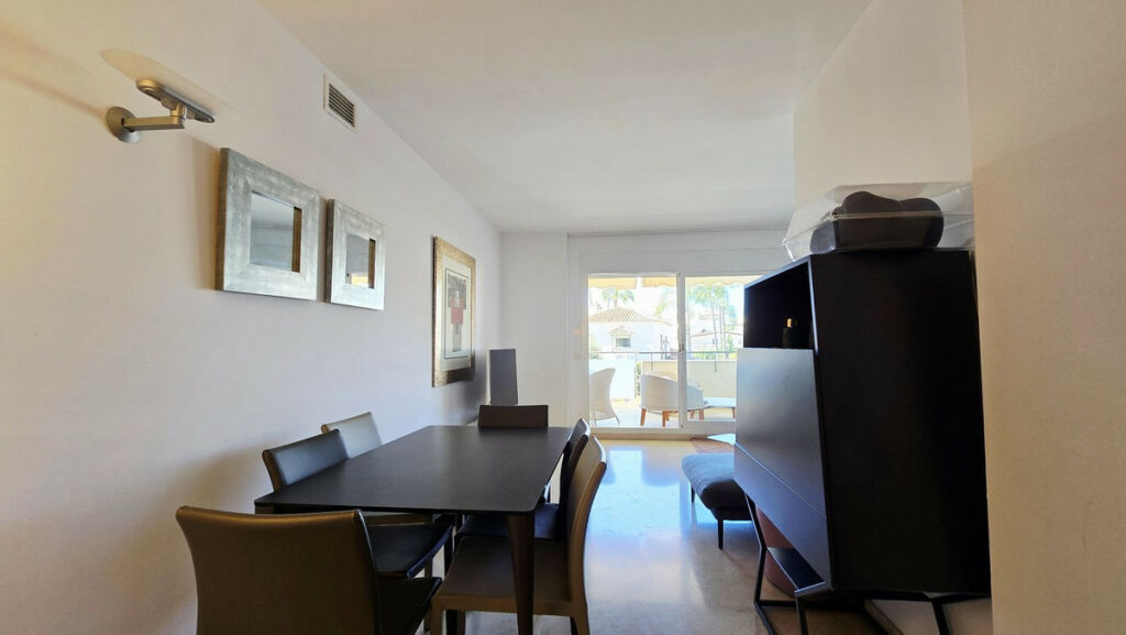 Middle Floor Apartment San Pedro de Alcántara Málaga - image 13