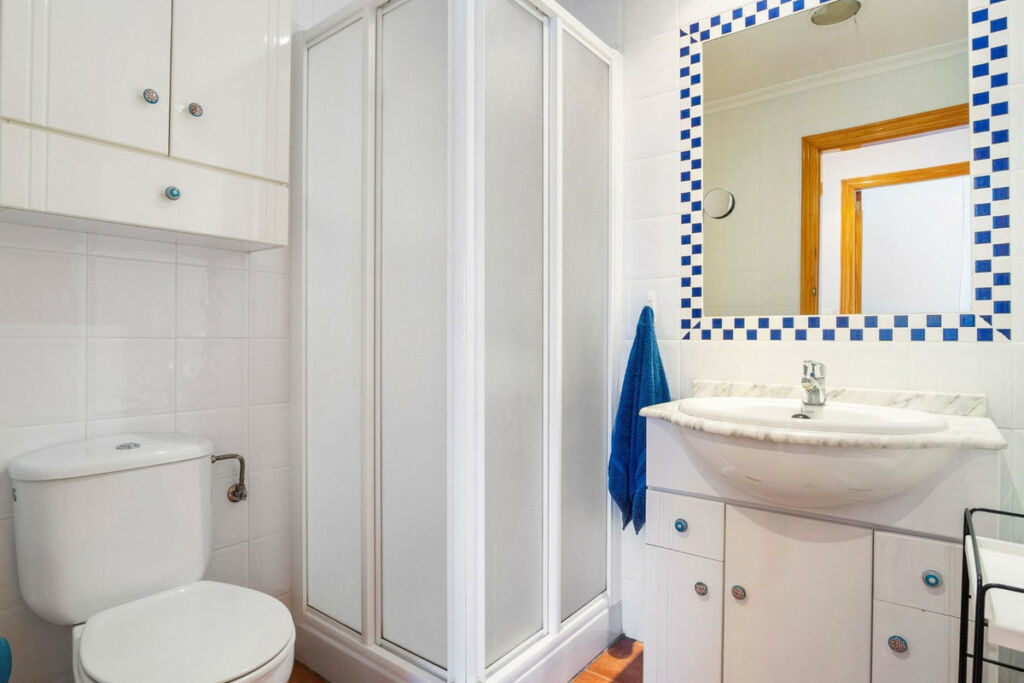 Middle Floor Apartment Orihuela Costa Alicante - image 13
