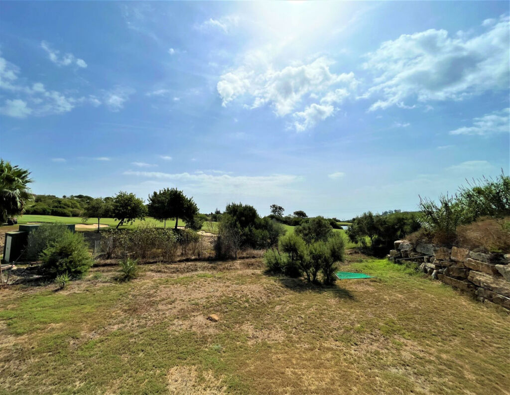 Detached Villa Estepona Málaga - image 13