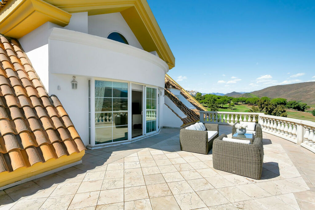 Detached Villa La Cala Golf Málaga - image 13