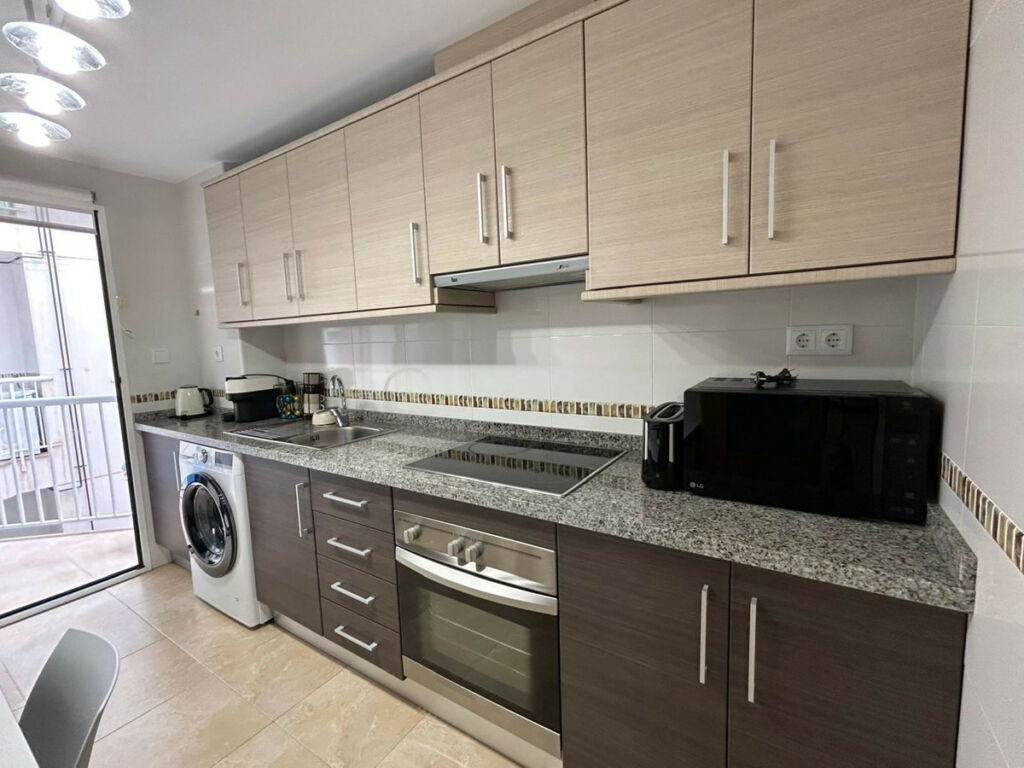 Middle Floor Apartment Alicante City Alicante - image 13