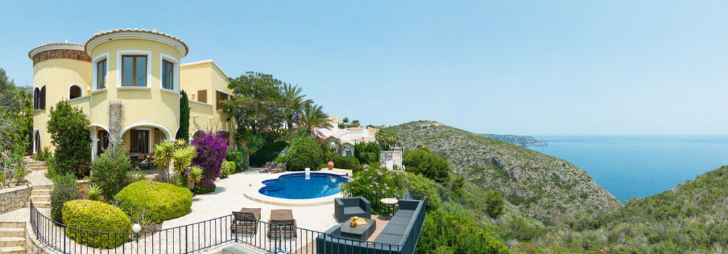 Detached Villa Cumbre del Sol Alicante - image 13