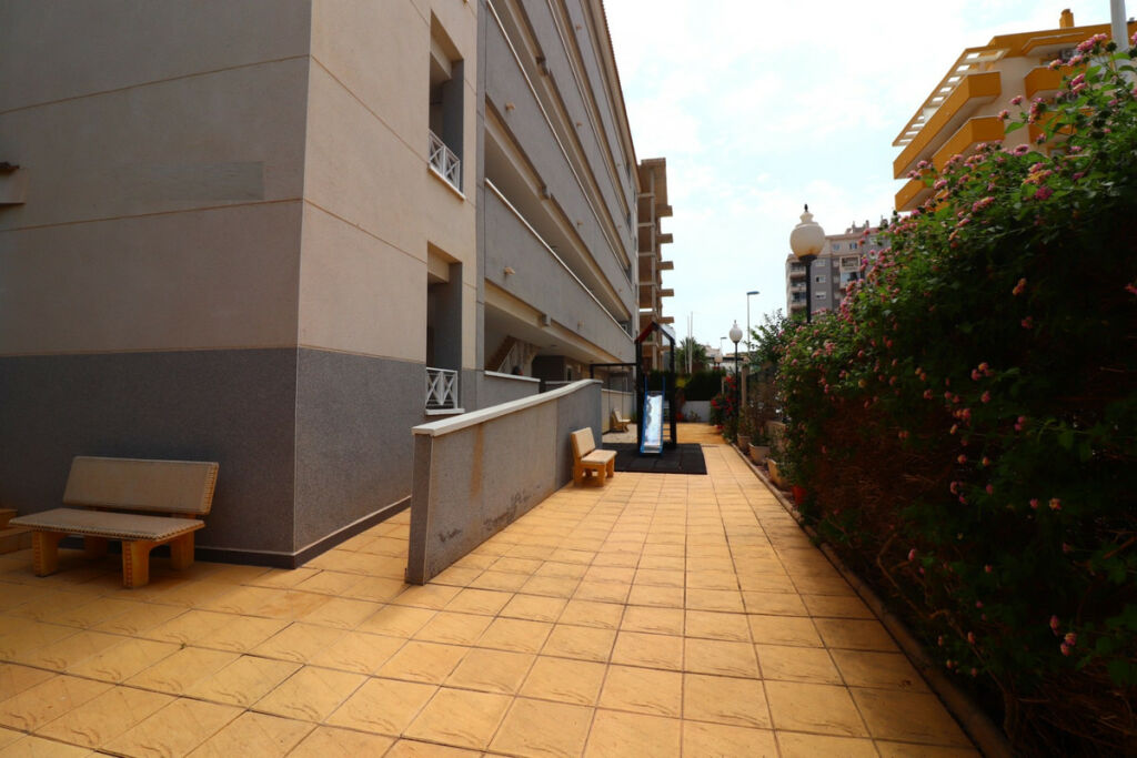 Ground Floor Apartment Guardamar del Segura Alicante - image 13