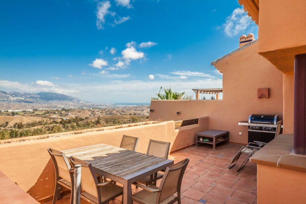 Penthouse Elviria Málaga - image 13