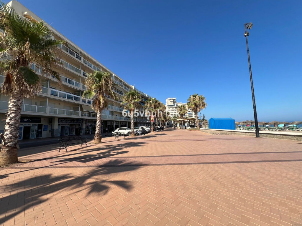 Ground Floor Apartment Fuengirola Málaga - image 13