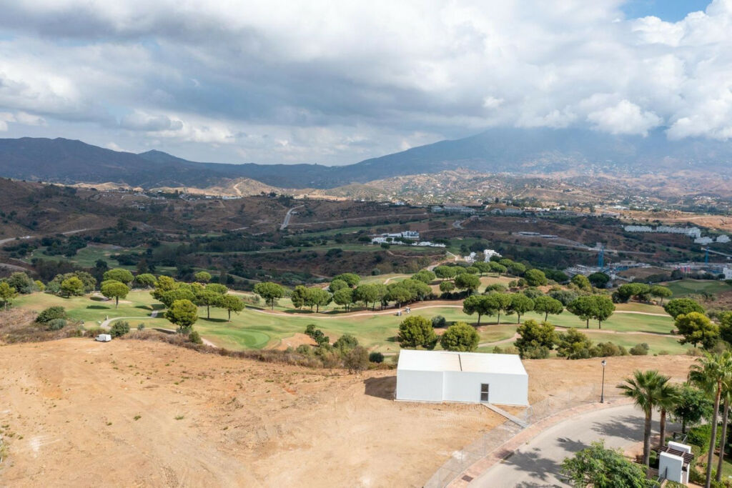 Commercial Plot La Cala Golf Málaga - image 13