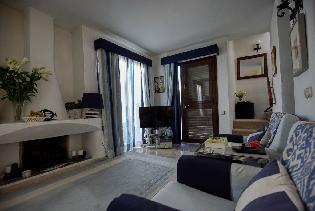 Townhouse Estepona Málaga - image 13