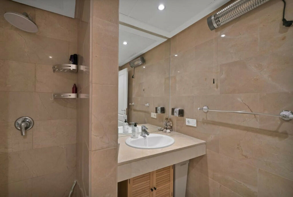 Ground Floor Apartment San Luis de Sabinillas Málaga - image 13
