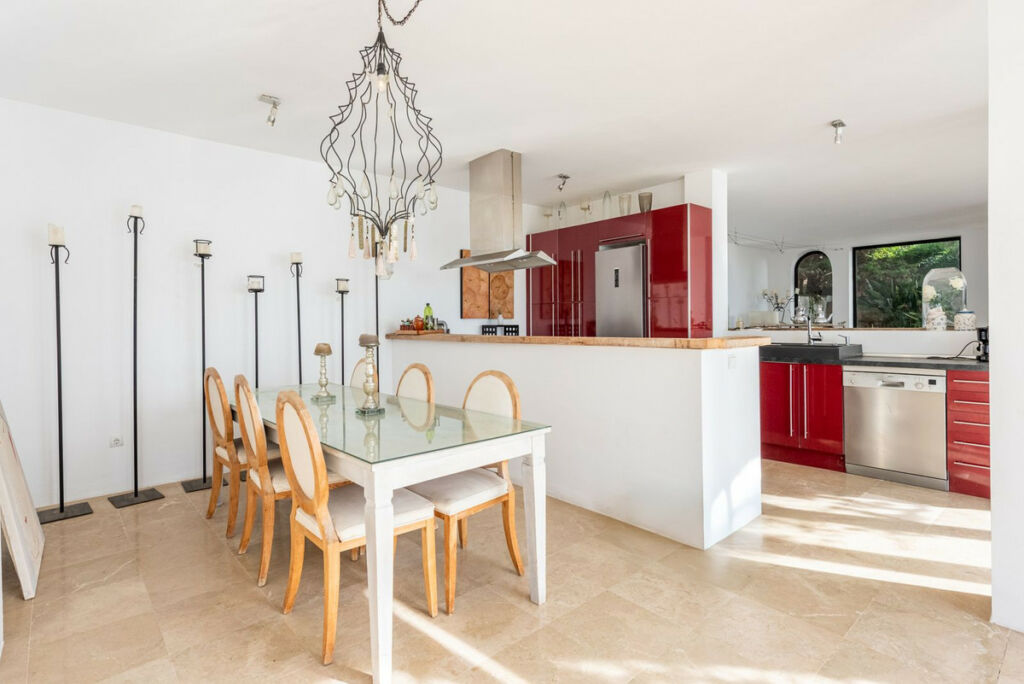 Detached Villa Manilva Málaga - image 13