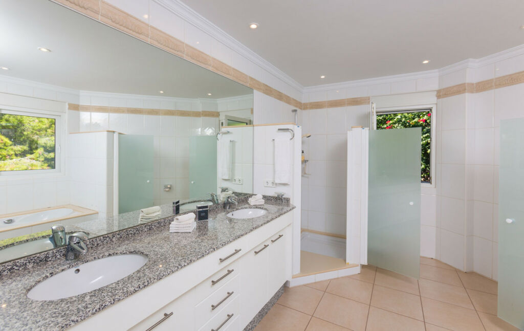 Detached Villa Javea Alicante - image 13