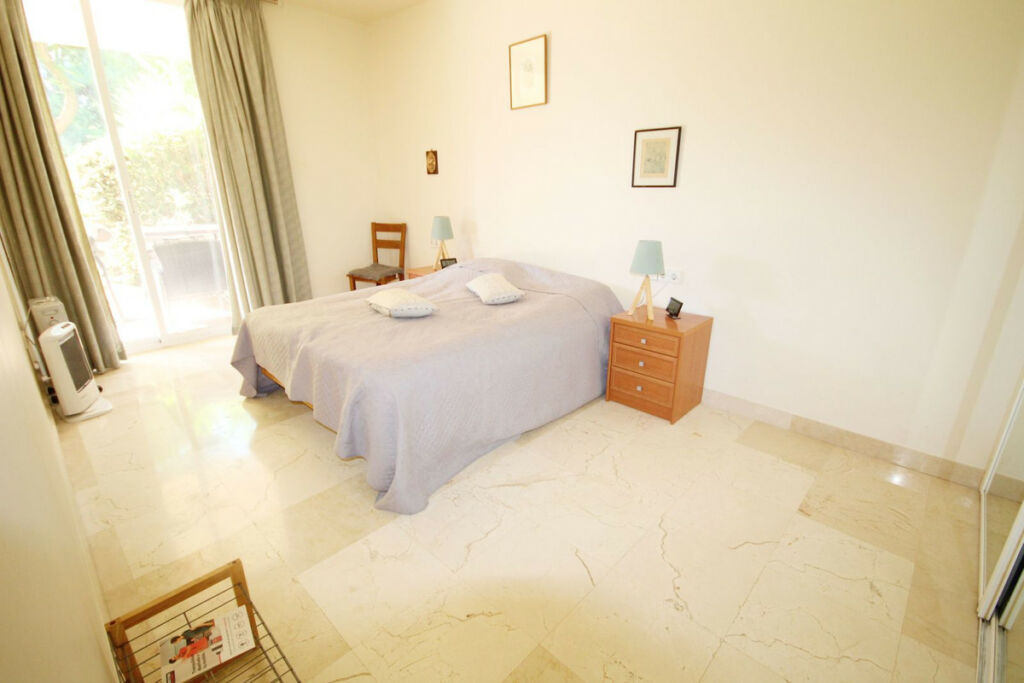 Ground Floor Apartment Riviera del Sol Málaga - image 13