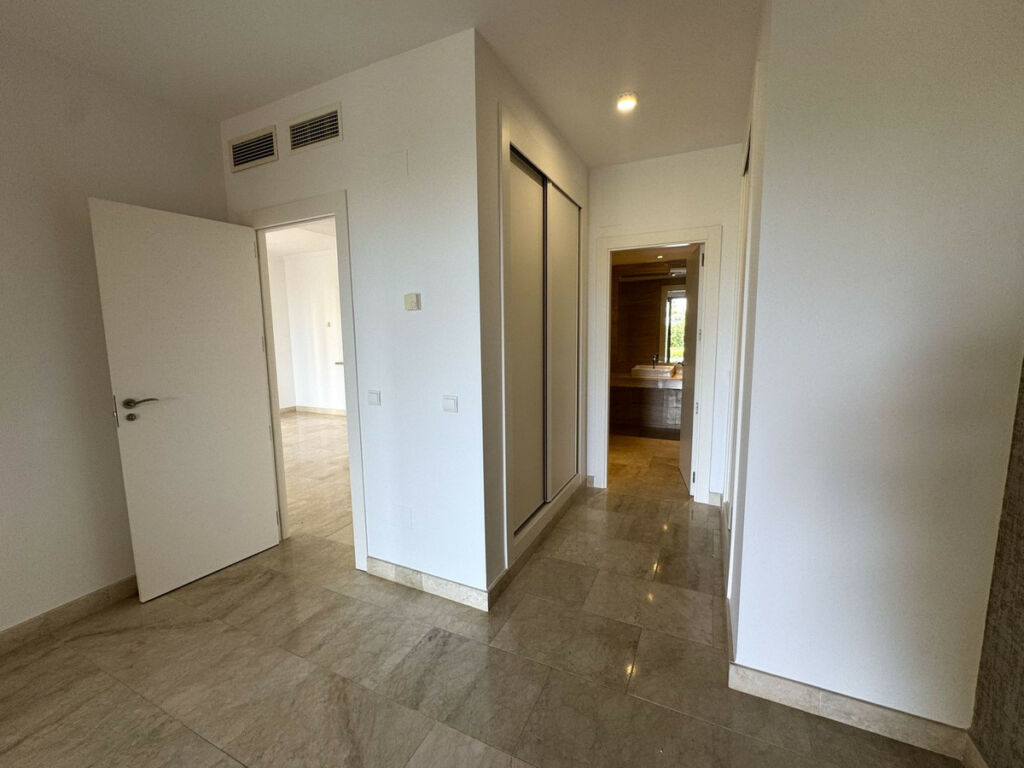 Ground Floor Apartment Atalaya Málaga - image 13