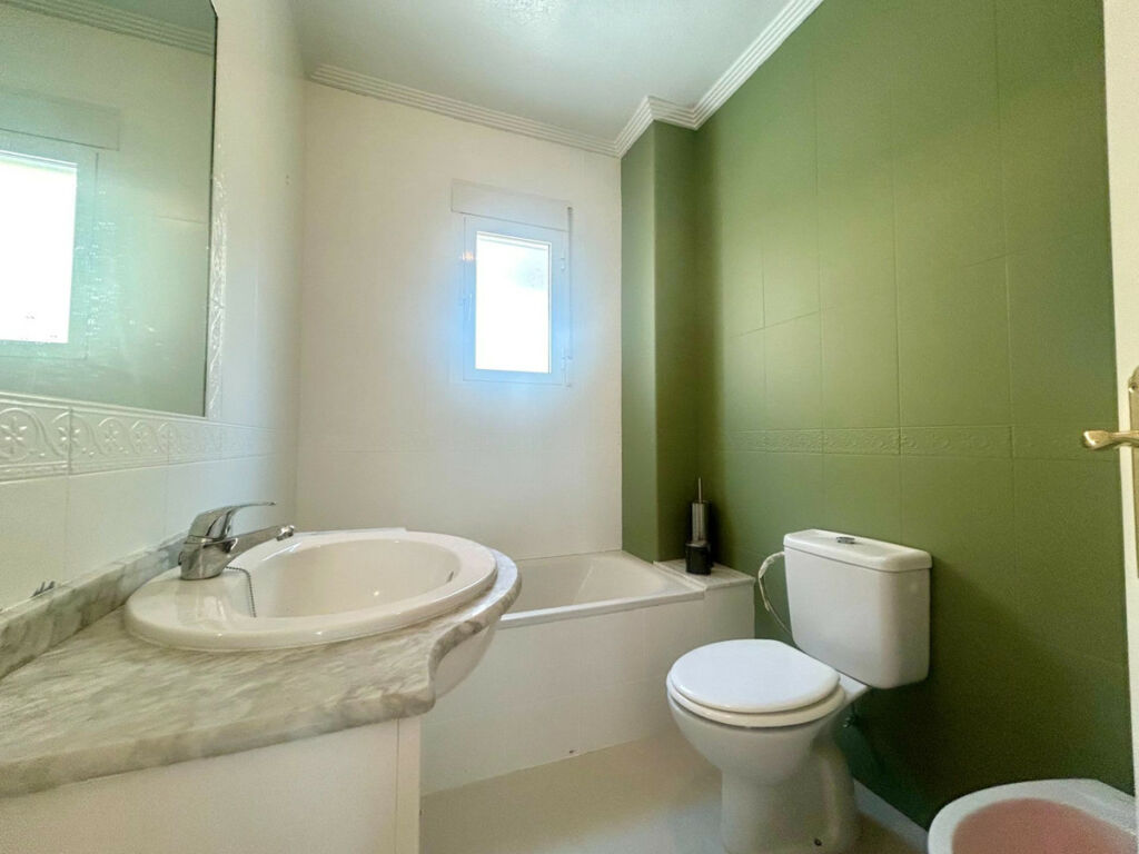 Townhouse Montemar Alicante - image 13