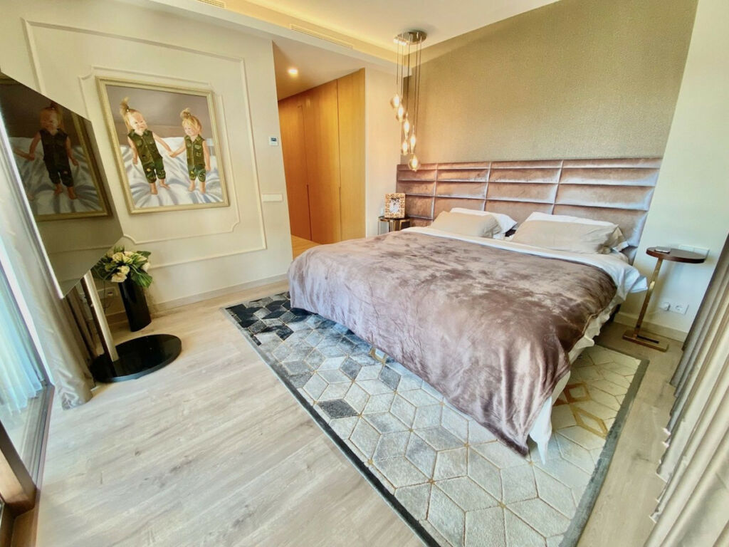 Middle Floor Apartment Benahavís Málaga - image 13