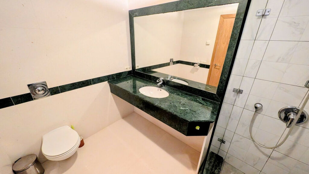 Ground Floor Apartment Benahavís Málaga - image 13