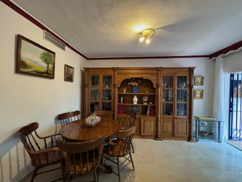 Townhouse San Pedro de Alcántara Málaga - image 13