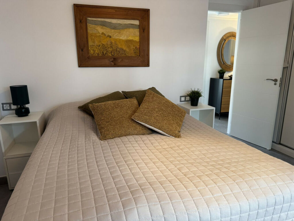 Middle Floor Apartment Fuengirola Málaga - image 13