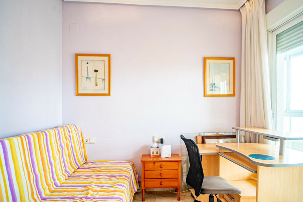 Middle Floor Apartment Benidorm Alicante - image 13