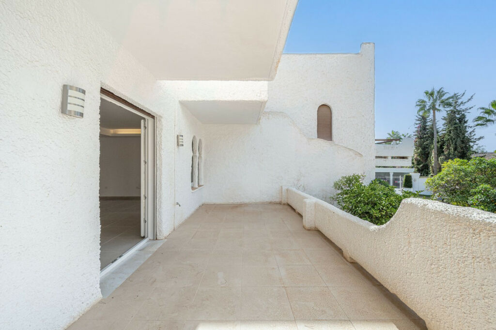 Townhouse Marbella Málaga - image 13