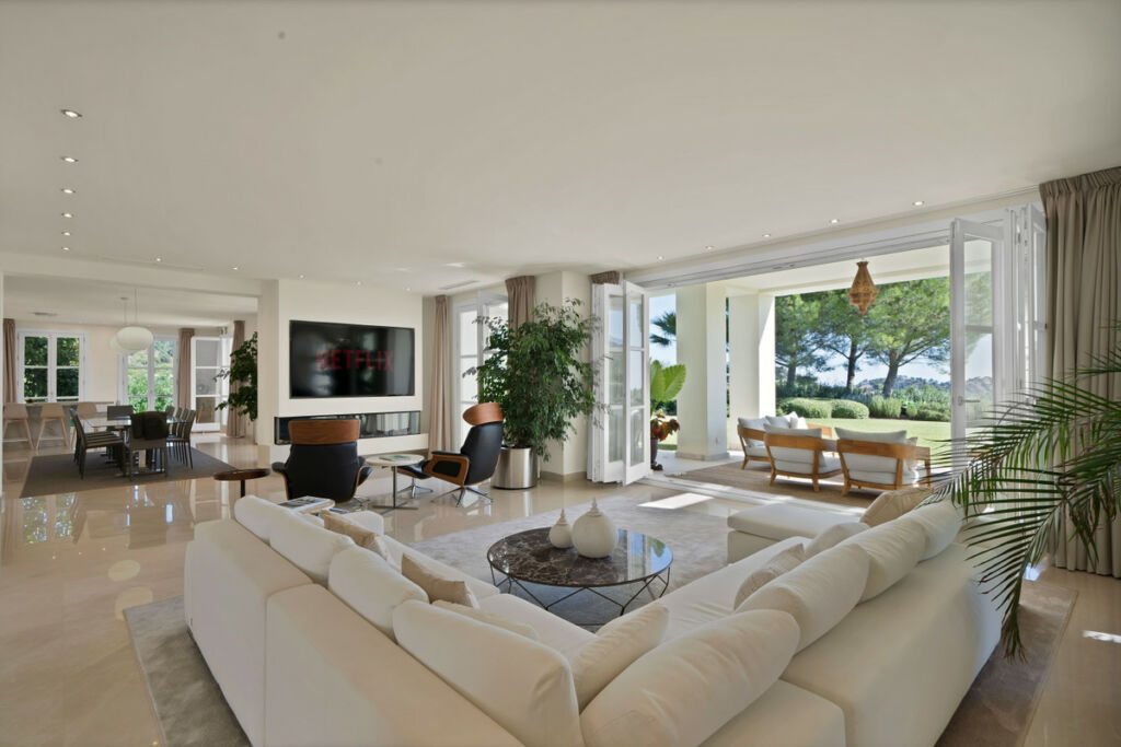 Detached Villa La Zagaleta Málaga - image 14