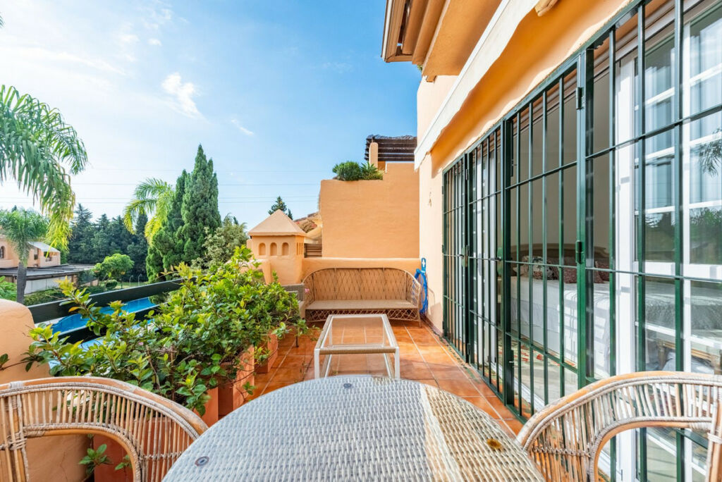 Semi-Detached House Nagüeles Málaga - image 14
