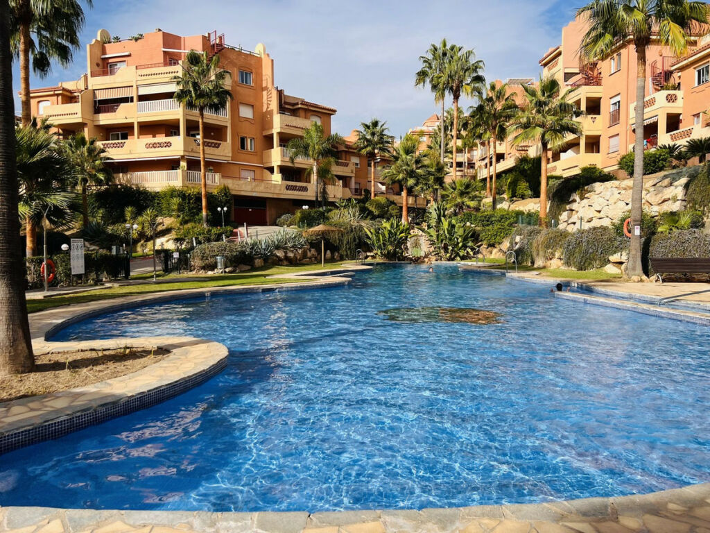 Ground Floor Apartment Las Chapas Málaga - image 14
