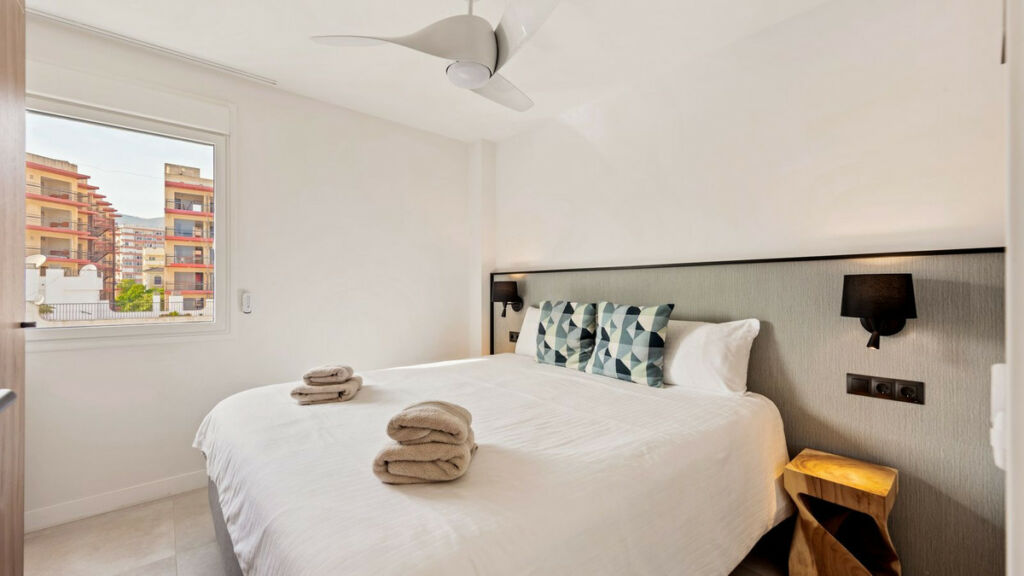 Middle Floor Apartment Torremolinos Málaga - image 14