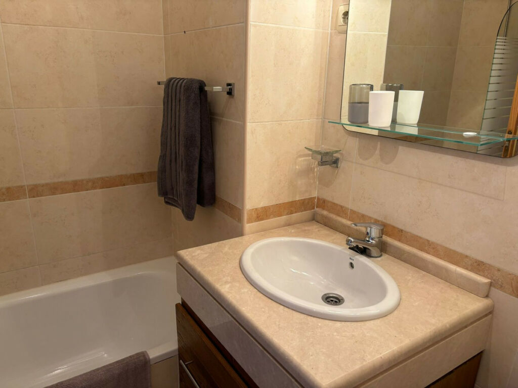 Middle Floor Apartment Riviera del Sol Málaga - image 14