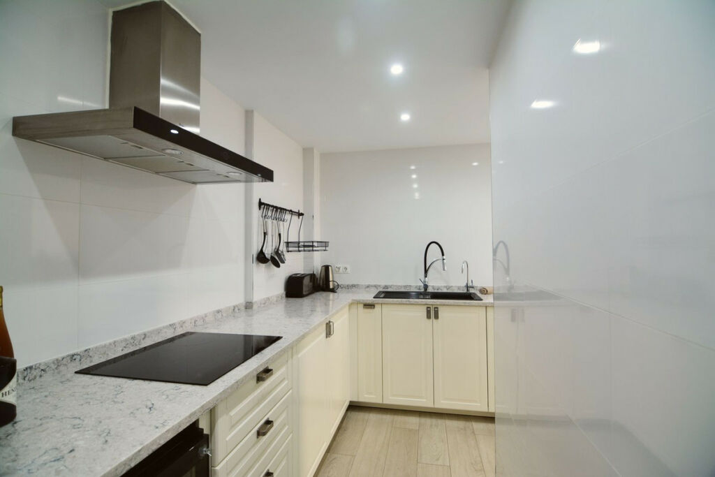 Penthouse Fuengirola Málaga - image 14