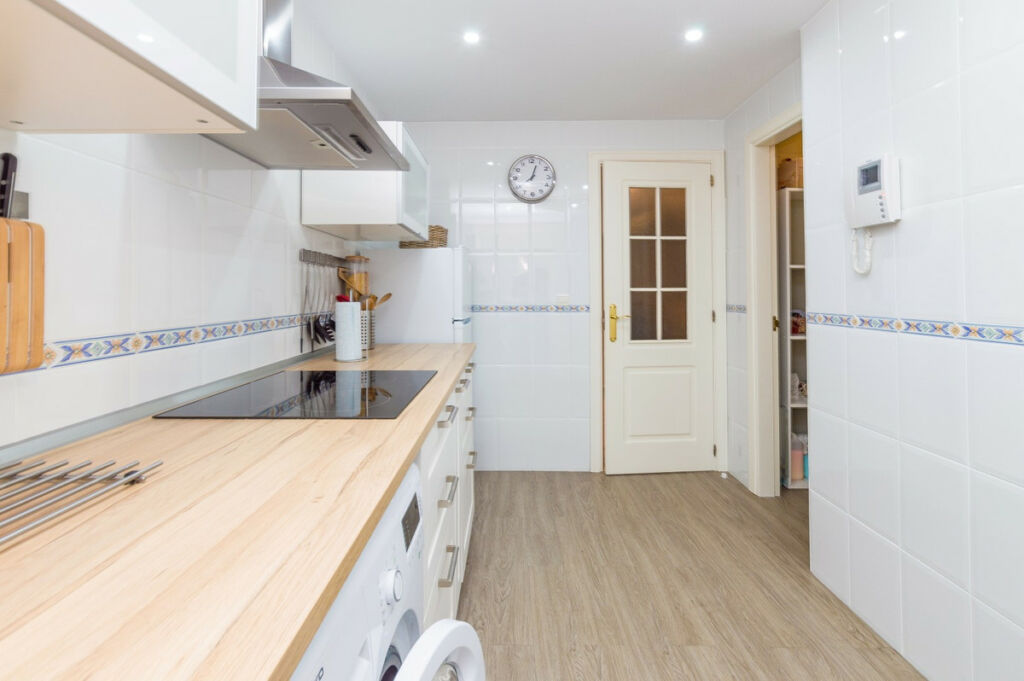 Middle Floor Apartment San Pedro de Alcántara Málaga - image 14