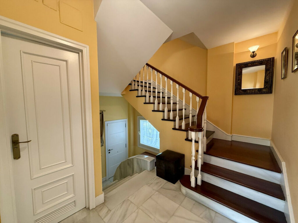 Semi-Detached House The Golden Mile Málaga - image 14