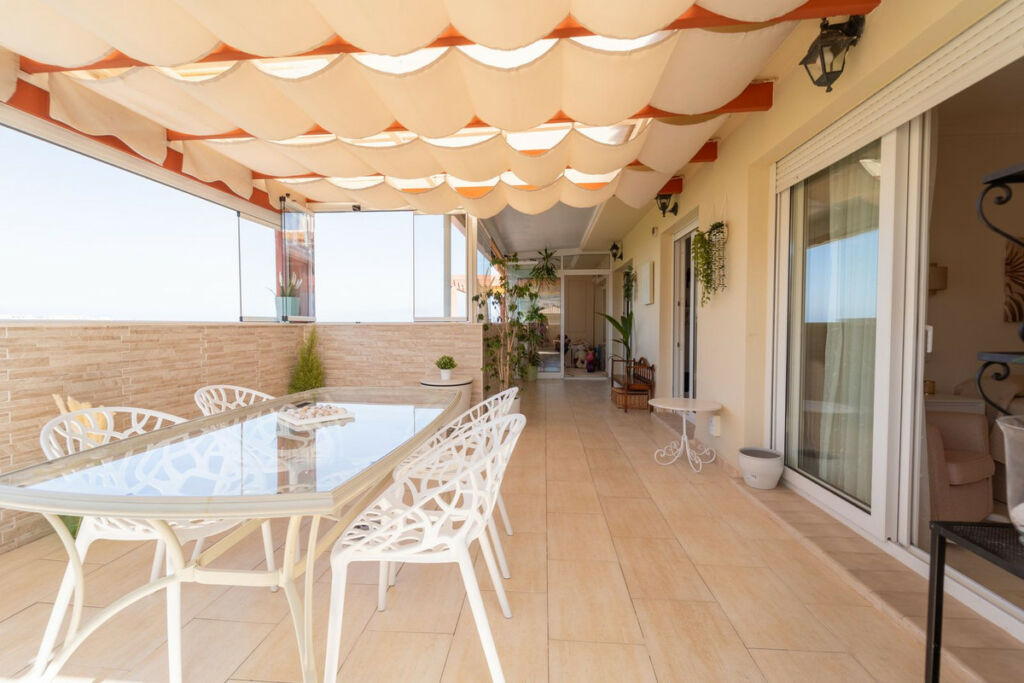 Penthouse Torrequebrada Málaga - image 14