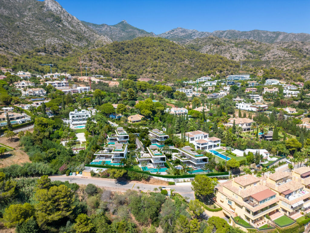 Detached Villa Marbella Málaga - image 14